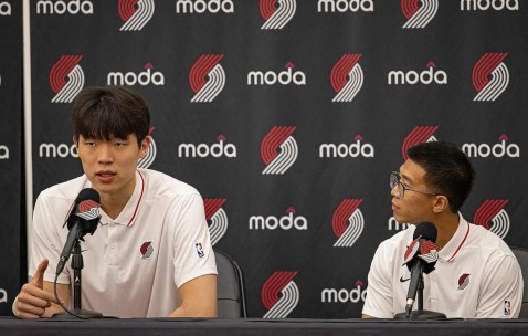 爱游戏平台-马赛训练开放日；国际比赛日造点机会引欢呼；NBA季后赛在即；细节决定成败的简单介绍