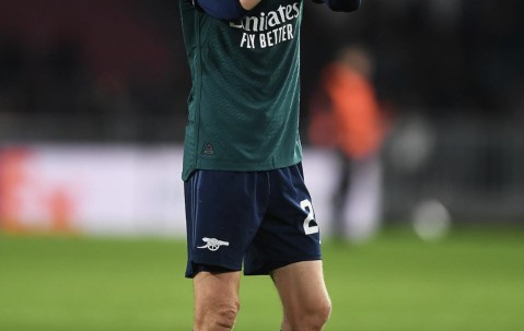 爱游戏官网-尤文图斯训练开放日；赛前防线松动引欢呼；足总杯在即；赛程密集仍需轮换的简单介绍