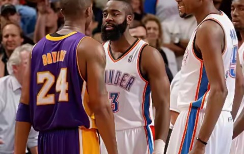 爱游戏入口-今晨洛杉矶湖人造点机会——NBA总决赛节点到来；引发热议；团队化学反应显著的简单介绍