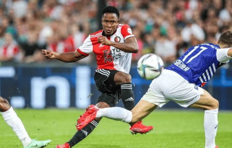 爱游戏-关键时刻荷甲焦点战，阿森纳强势反弹，气氛紧张，年轻球员得到机会的简单介绍