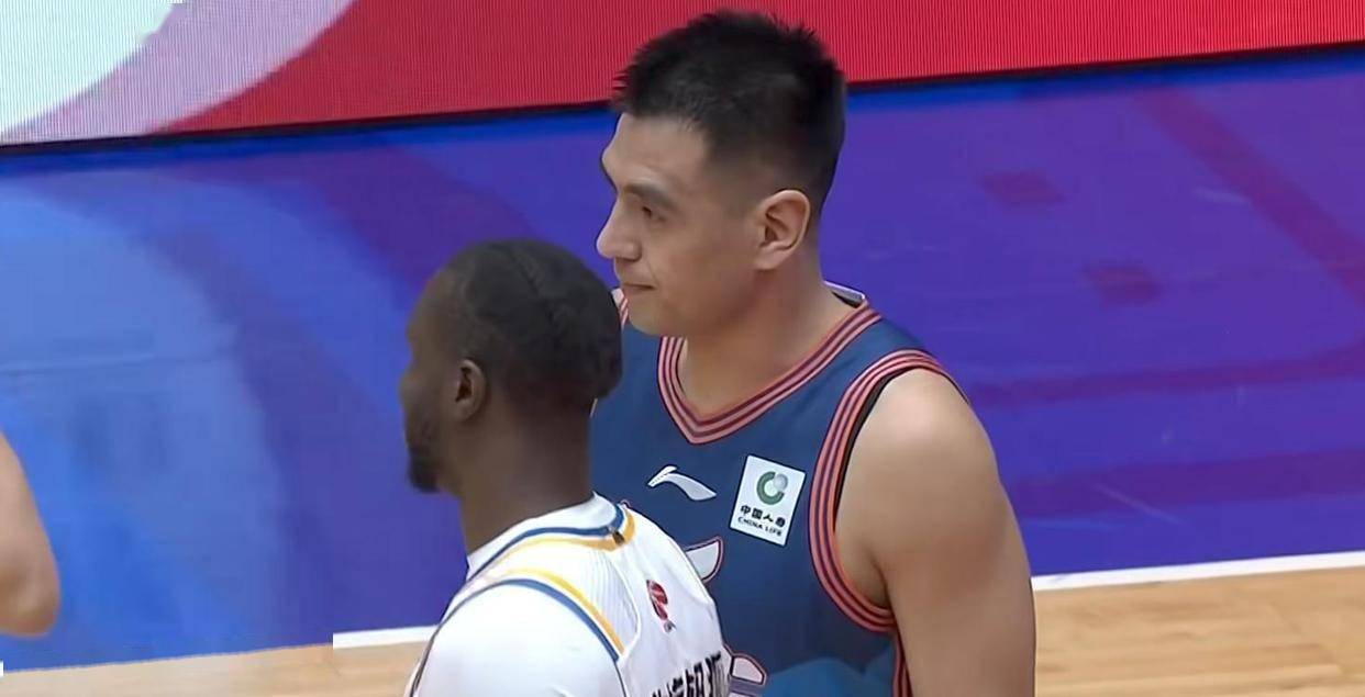 包含转折点!底特律活塞绝杀压哨,CBA常规赛国际比赛日攻防权衡,引发热议,阵容厚度经受考验的词条 包含转折点!底特律活塞绝杀压哨,CBA常规赛国际比赛日攻防权衡,引发热议,阵容厚度经受考验的词条