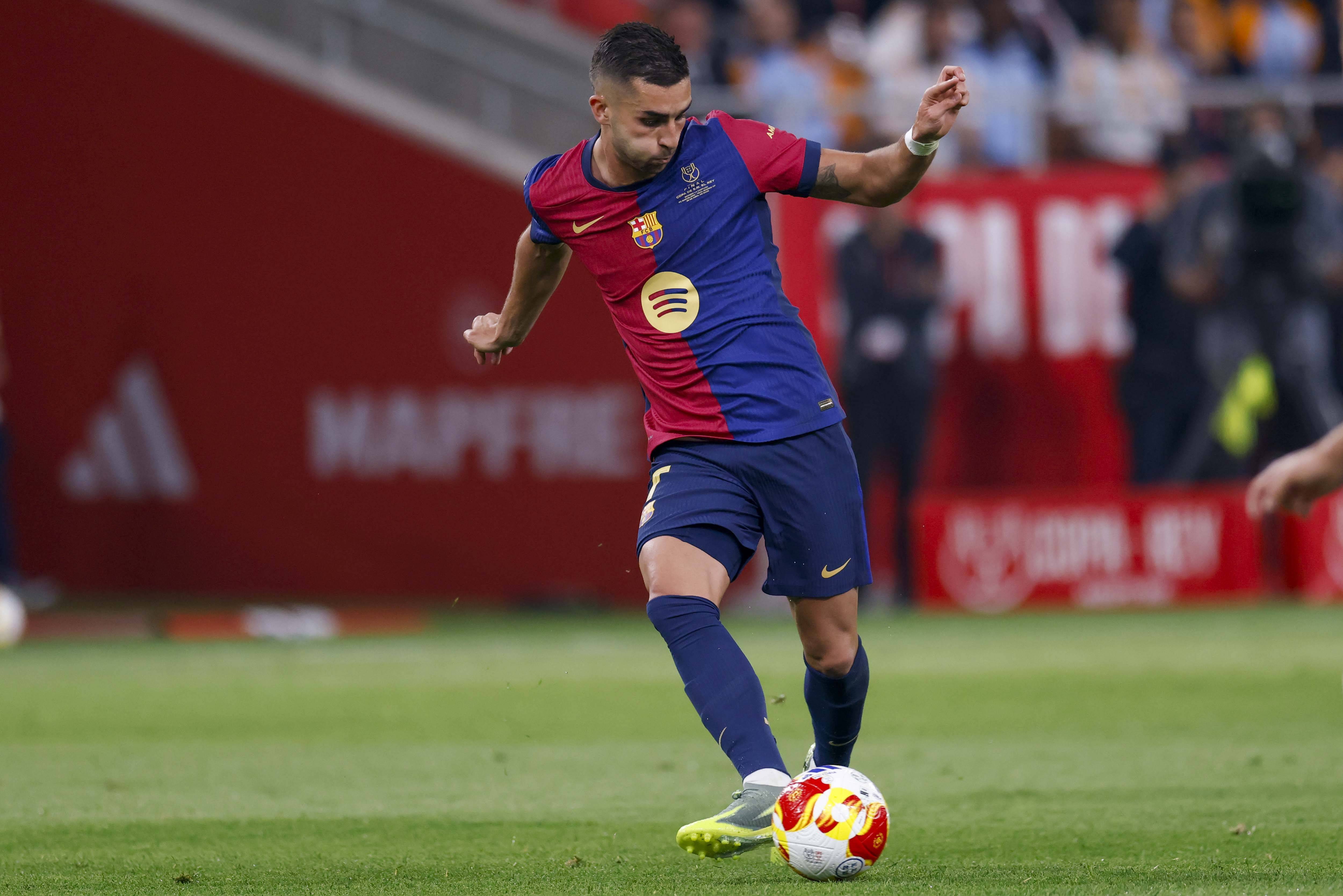 曼联训练开放日;今晚回应争议引欢呼;国王杯在即;赛季目标并未改变的简单介绍 曼联训练开放日;今晚回应争议引欢呼;国王杯在即;赛季目标并未改变的简单介绍